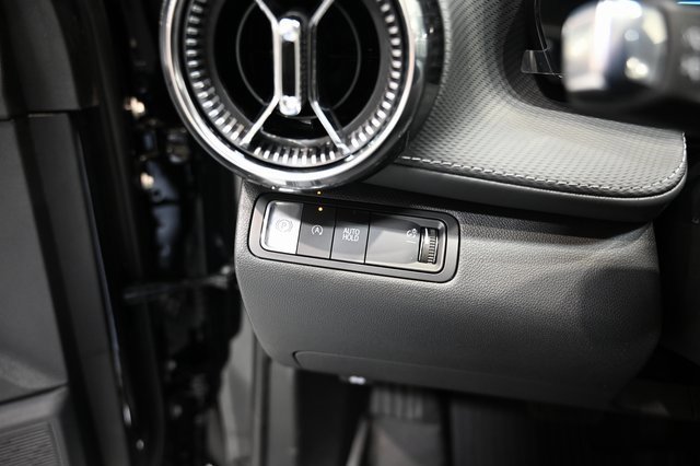 New 2026 Chevrolet Equinox LT w/ Convenience Package II image 22