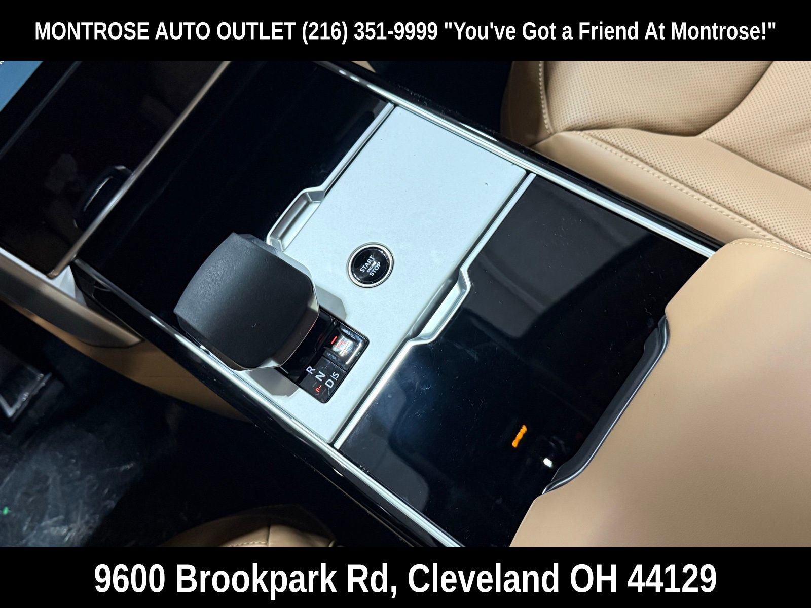 New 2026 Land Rover Range Rover Long Wheelbase SE image 27