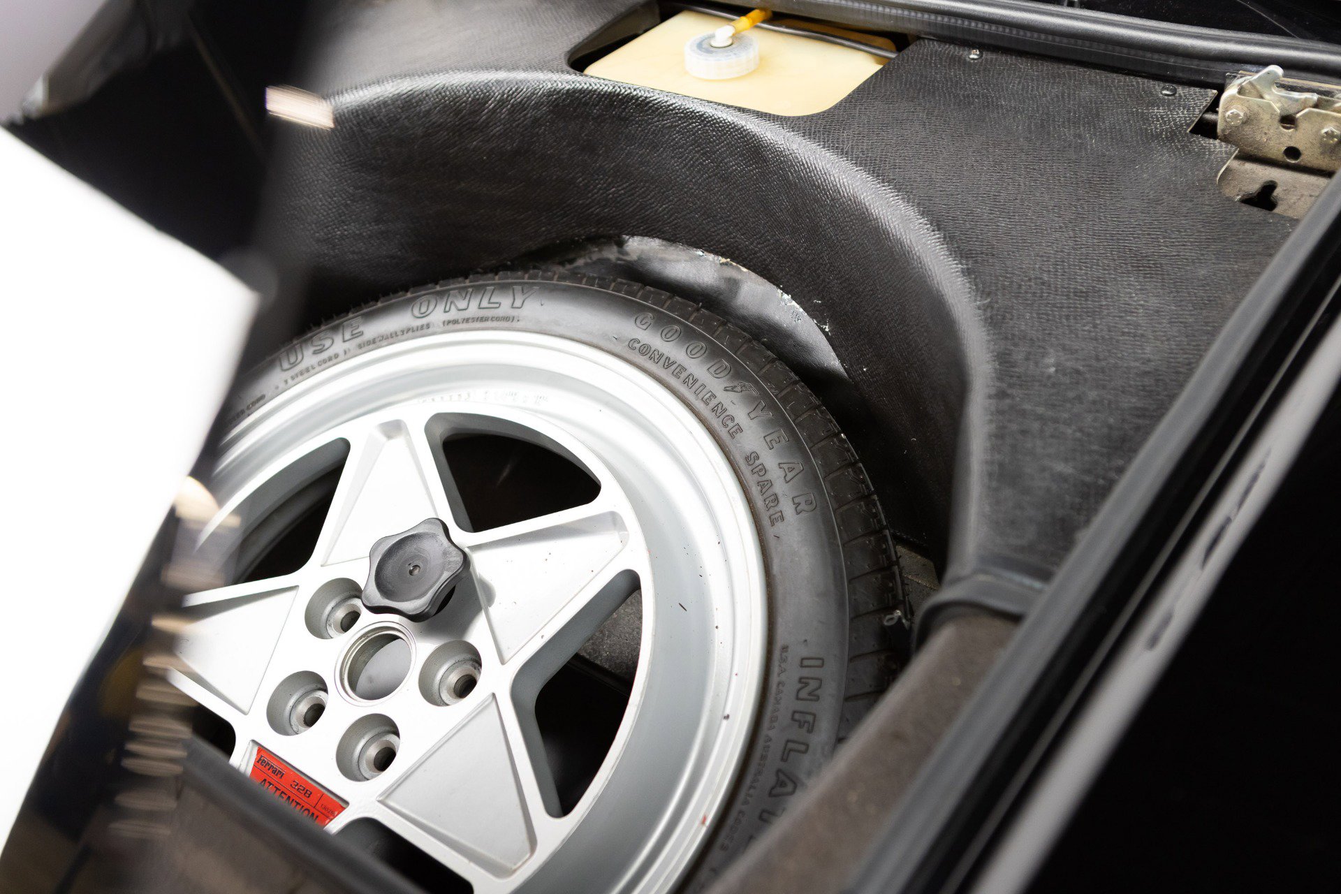 Used 1989 Ferrari 328 GTS image 94