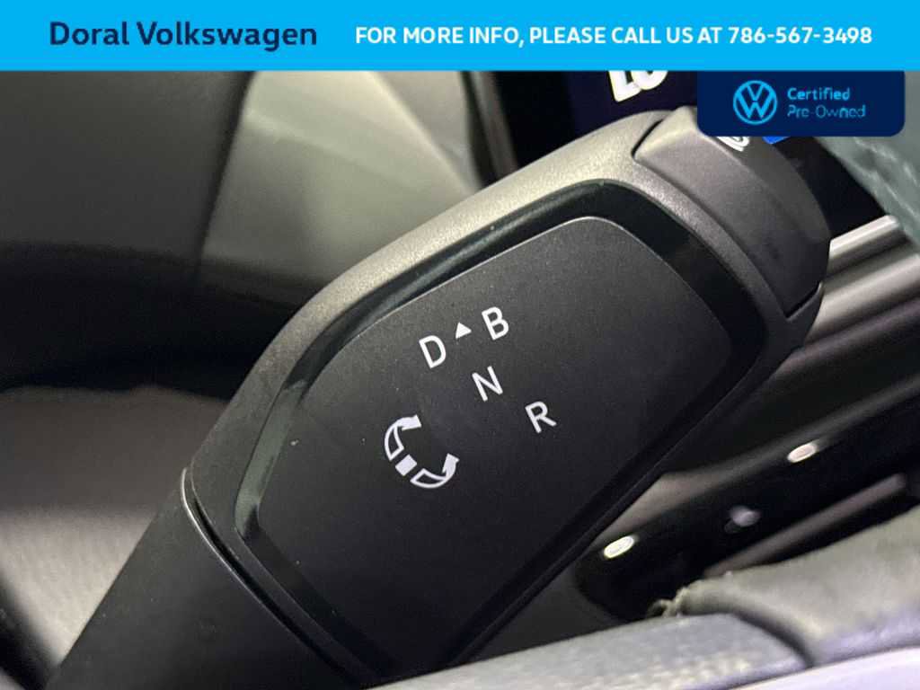 Certified 2025 Volkswagen ID.4 Pro S Plus w/ ID.4 Black Package AWD/4WD image 21
