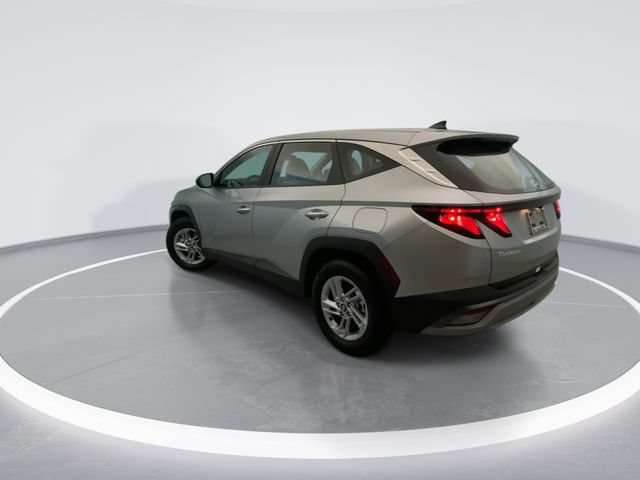 Certified 2026 Hyundai Tucson SE FWD image 2