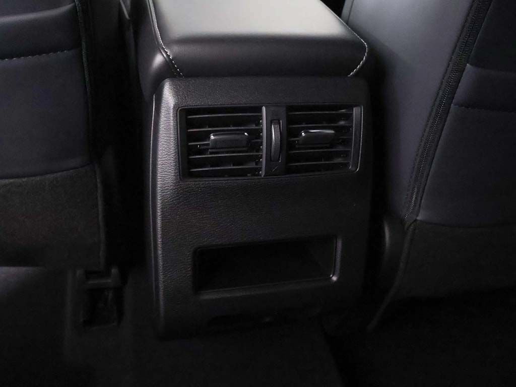 New 2026 Mitsubishi Outlander LE FWD image 46