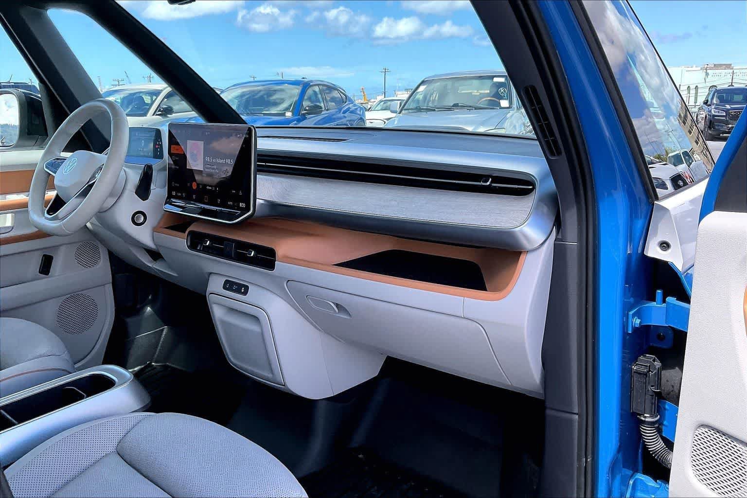 Used 2025 Volkswagen ID. Buzz 1st Edition AWD/4WD image 23