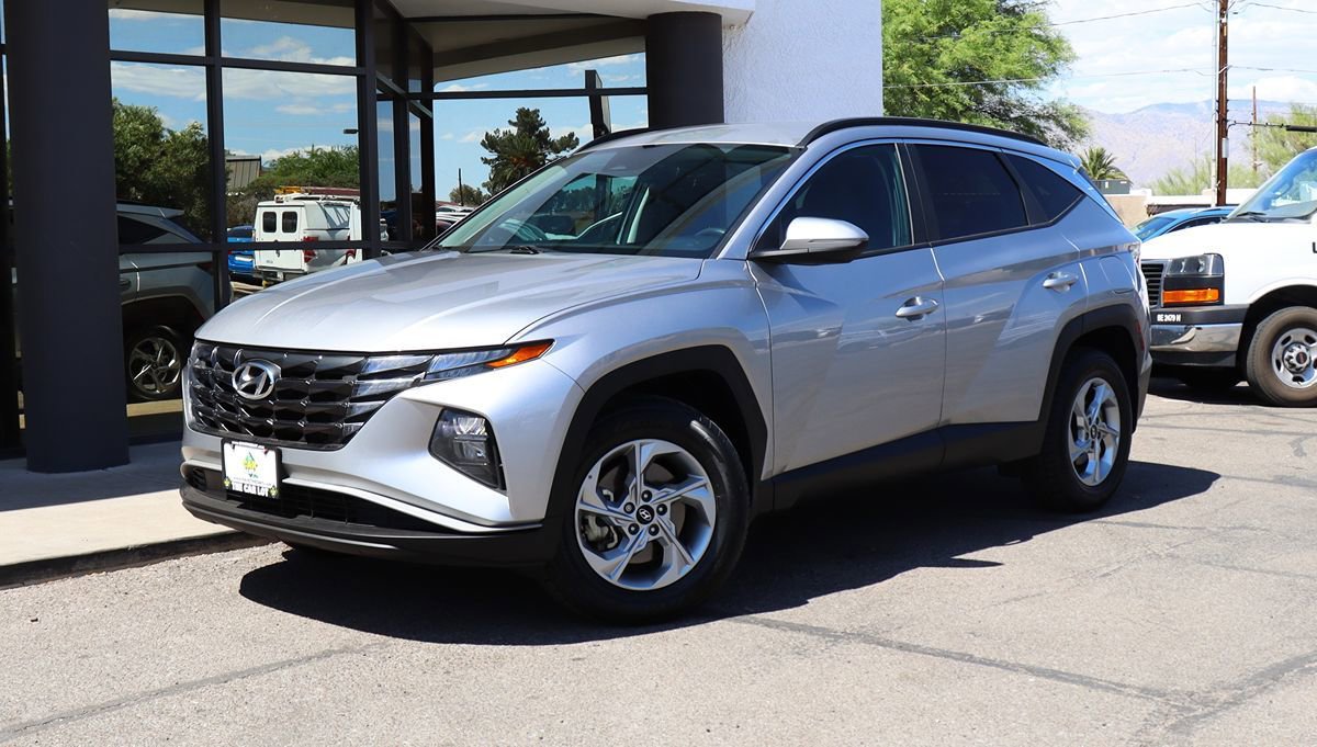 Used 2023 Hyundai Tucson SEL AWD/4WD image 2