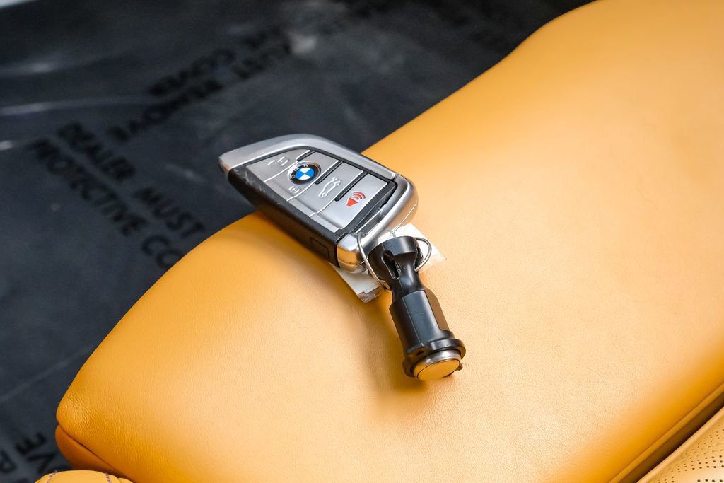 Used 2020 BMW M8 Convertible w/ M Carbon Exterior Package AWD/4WD image 58