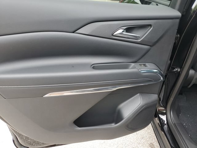 New 2026 Chevrolet Traverse LT w/ Midnight/Sport Edition AWD/4WD image 16