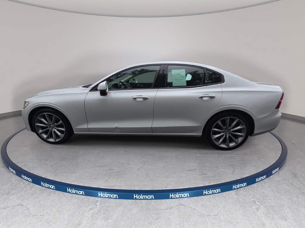 Used 2021 Volvo S60 T6 Momentum w/ Premium Package AWD/4WD image 9