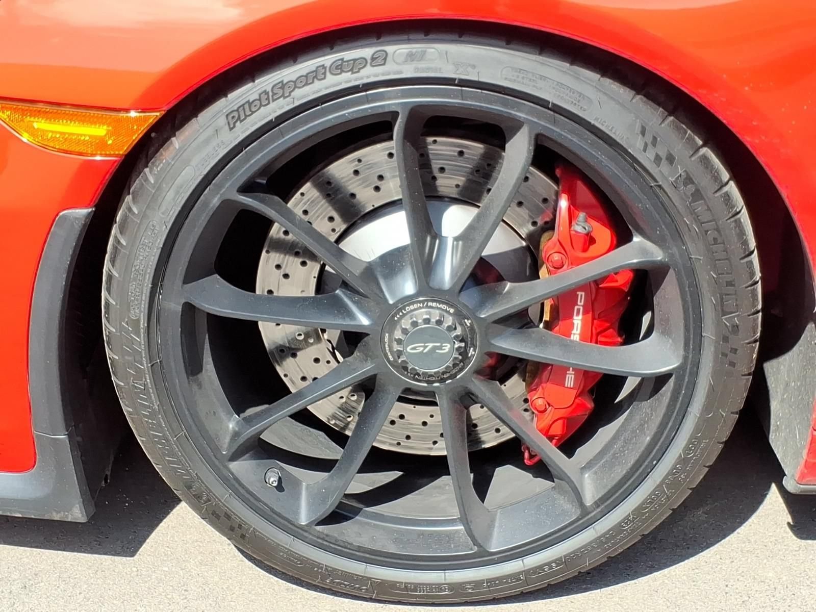 Used 2018 Porsche 911 GT3 RWD image 9
