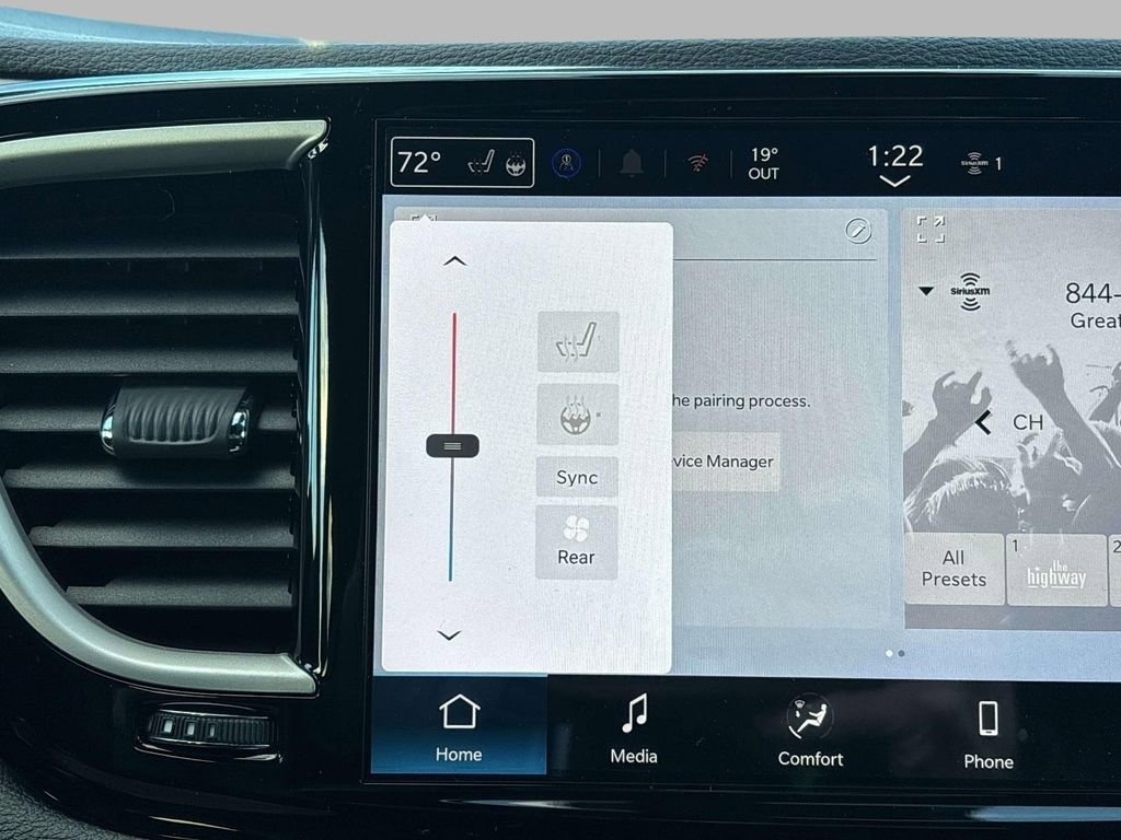 New 2026 Chrysler Pacifica Select FWD image 10