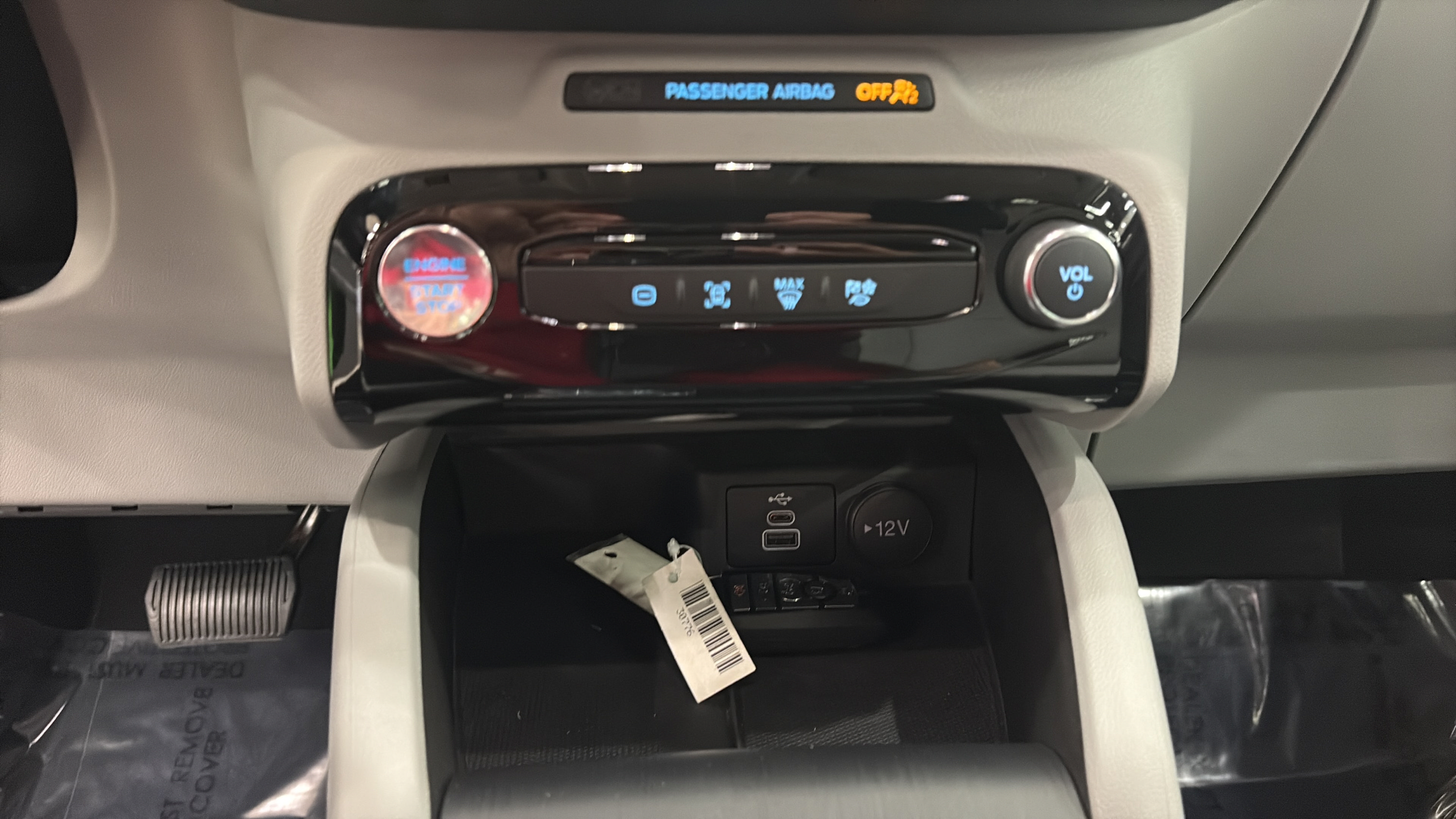 Used 2024 Ford Escape SE FWD image 18