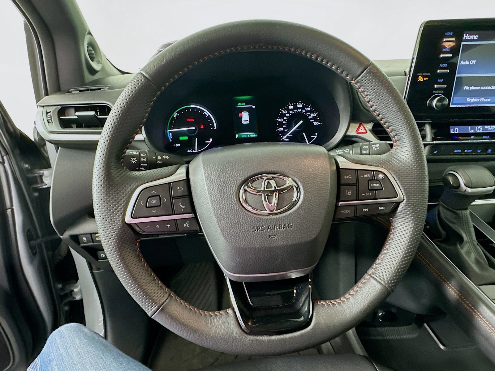 Certified 2023 Toyota Sienna XSE w/ XSE Plus Package AWD/4WD image 11