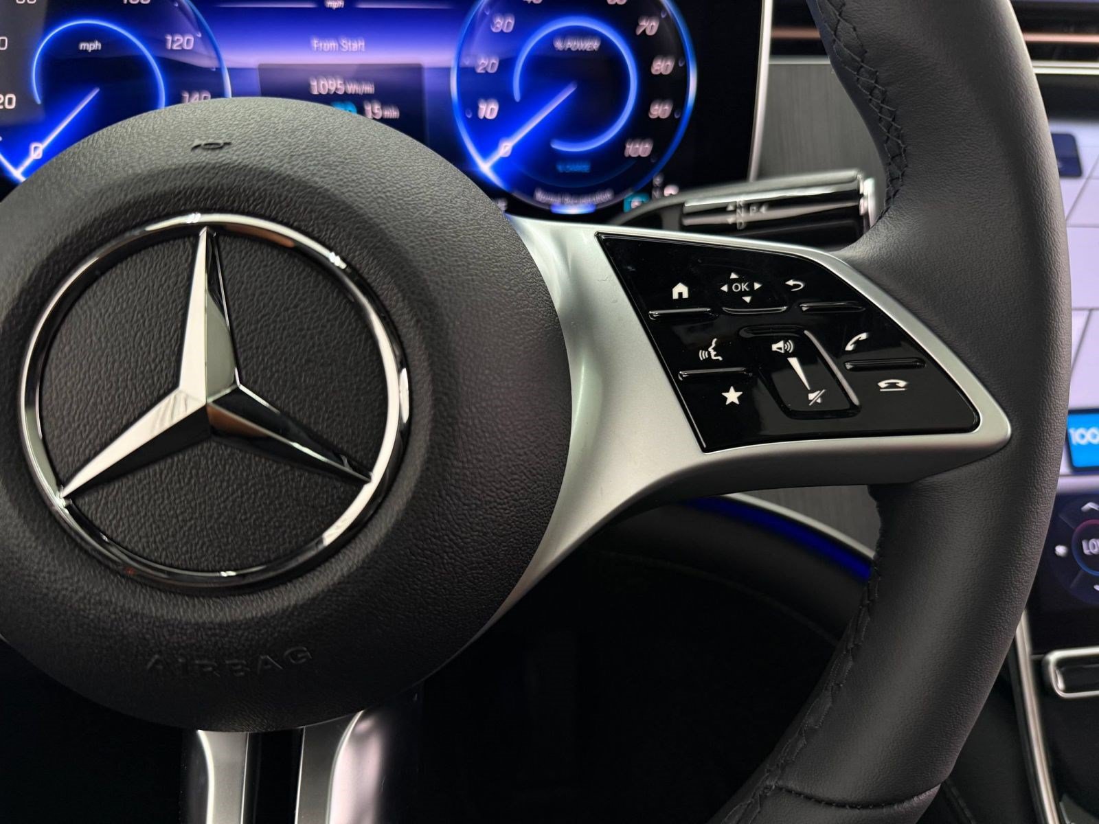 New 2027 Mercedes-Benz EQE 320+ SUV image 14