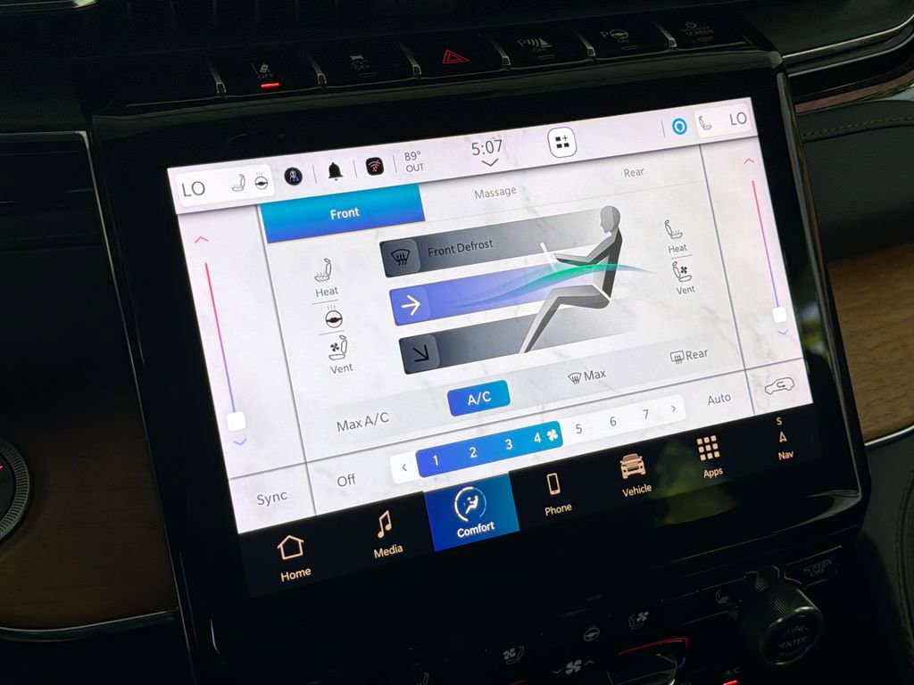 Used 2024 Jeep Grand Cherokee L Summit image 8