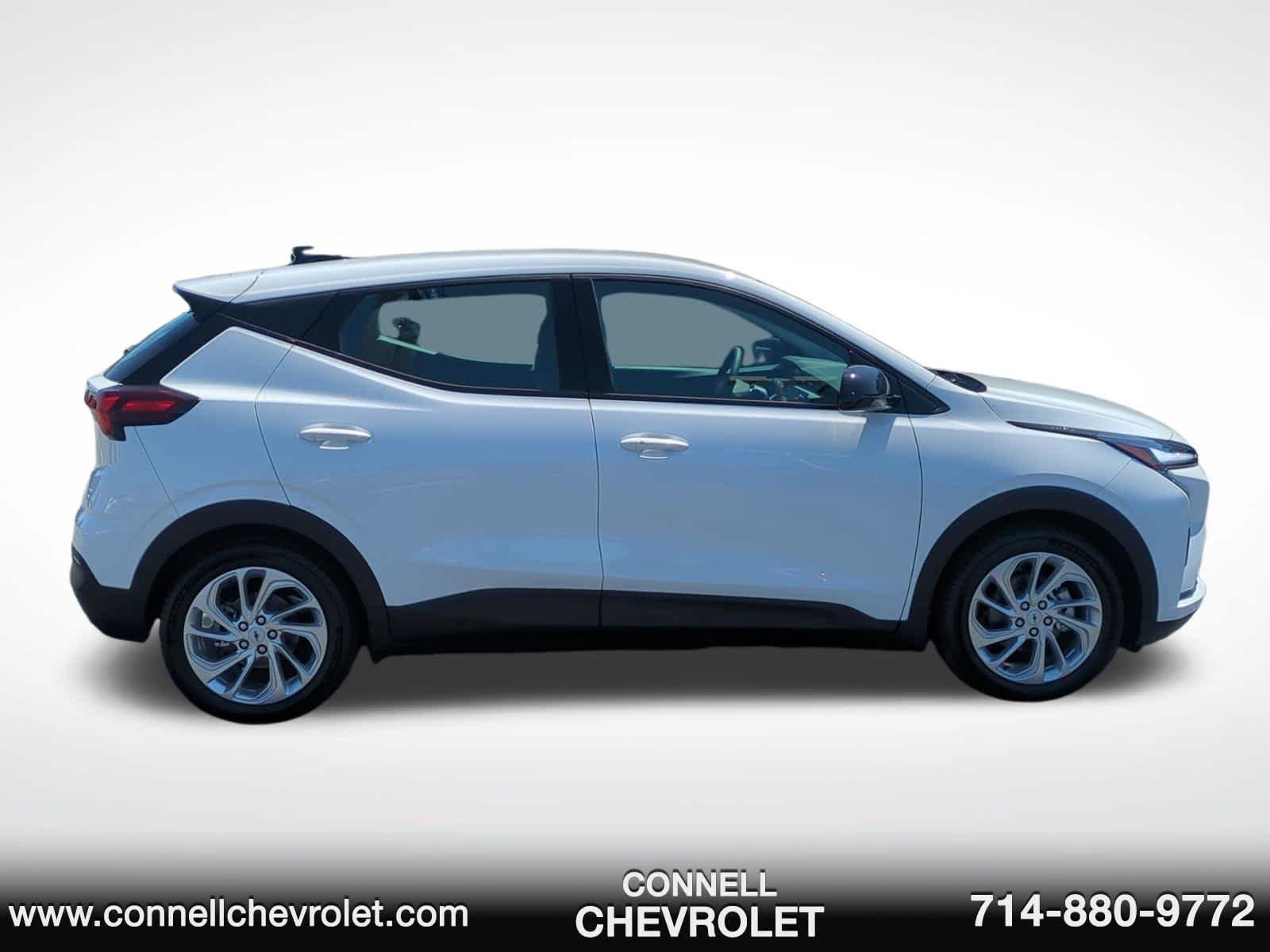 New 2027 Chevrolet Bolt LT w/ Comfort Package FWD image 4