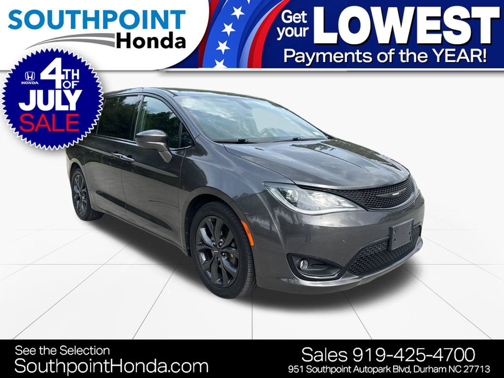 Used 2019 Chrysler Pacifica Touring Plus w/ S Appearance Package FWD image 1