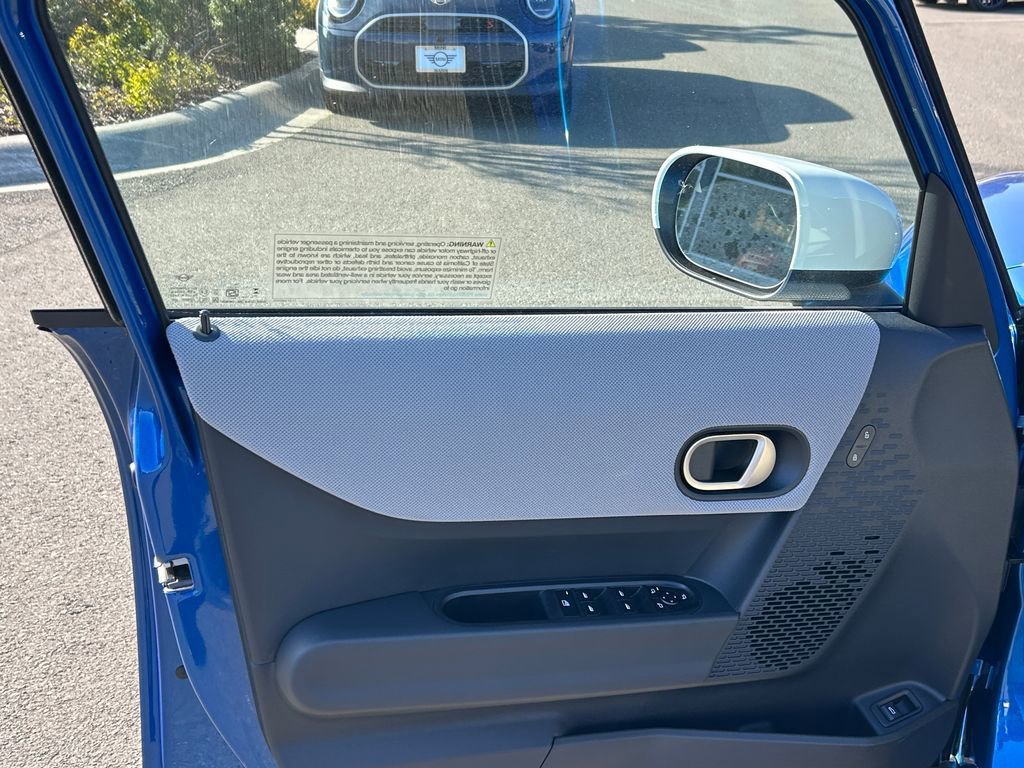 New 2026 MINI Cooper 4-Door Hardtop image 11