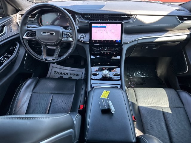Used 2023 Jeep Grand Cherokee L Overland w/ Advanced Protech Group III AWD/4WD image 19