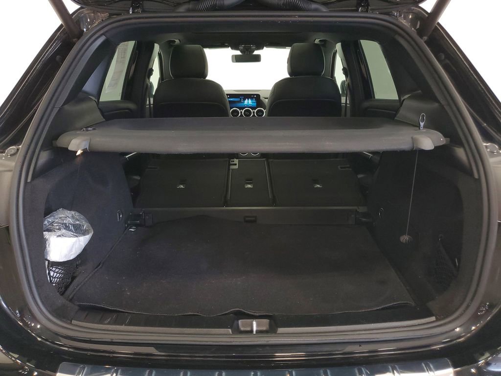 Used 2022 Mercedes-Benz GLA 250 4MATIC image 26