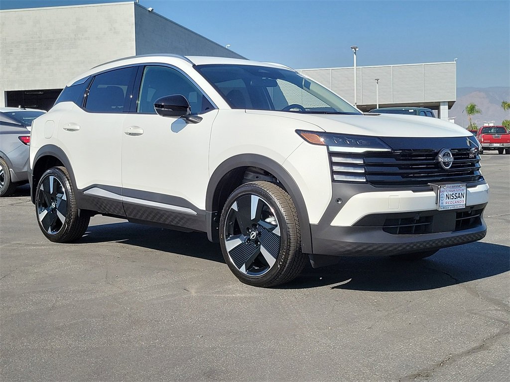 New 2026 Nissan Kicks SR image 14