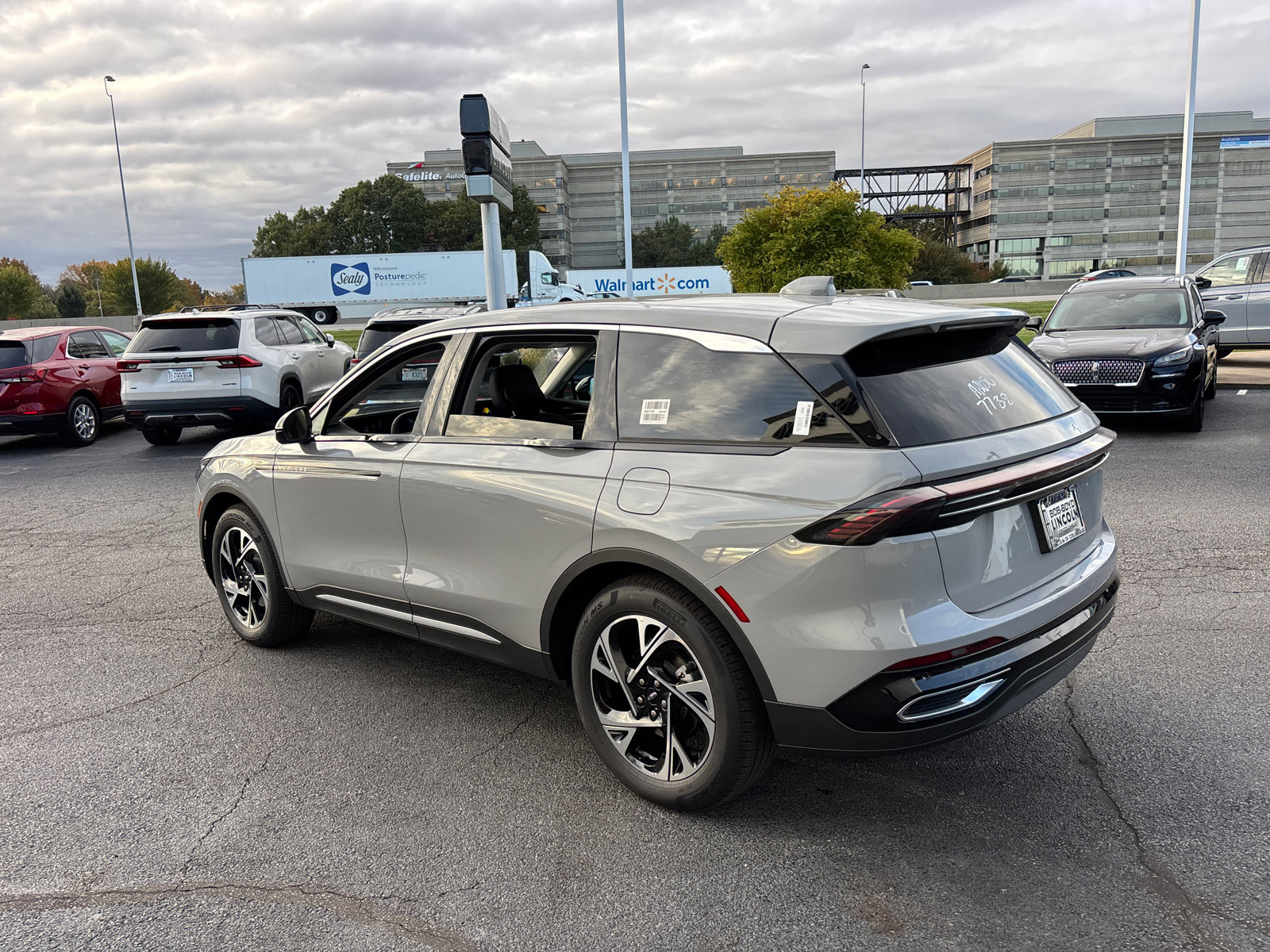 New 2026 Lincoln Nautilus Premier w/ Equipment Group 102A image 5