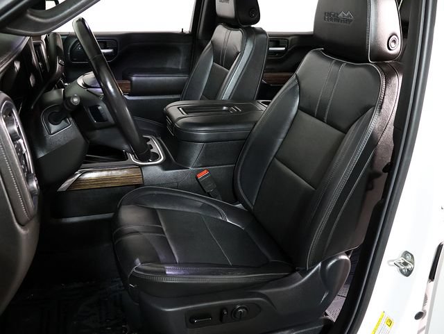 Used 2020 Chevrolet Silverado 1500 High Country w/ Technology Package AWD/4WD image 4