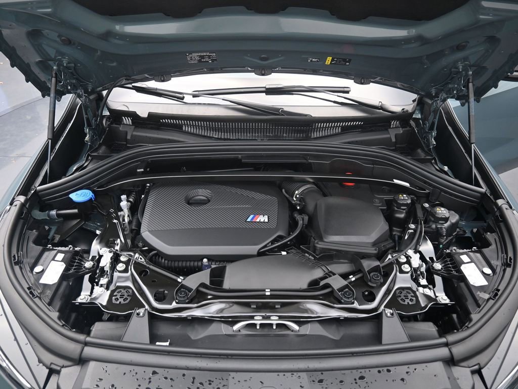 Certified 2025 BMW X1 M35i w/ Premium Package image 15