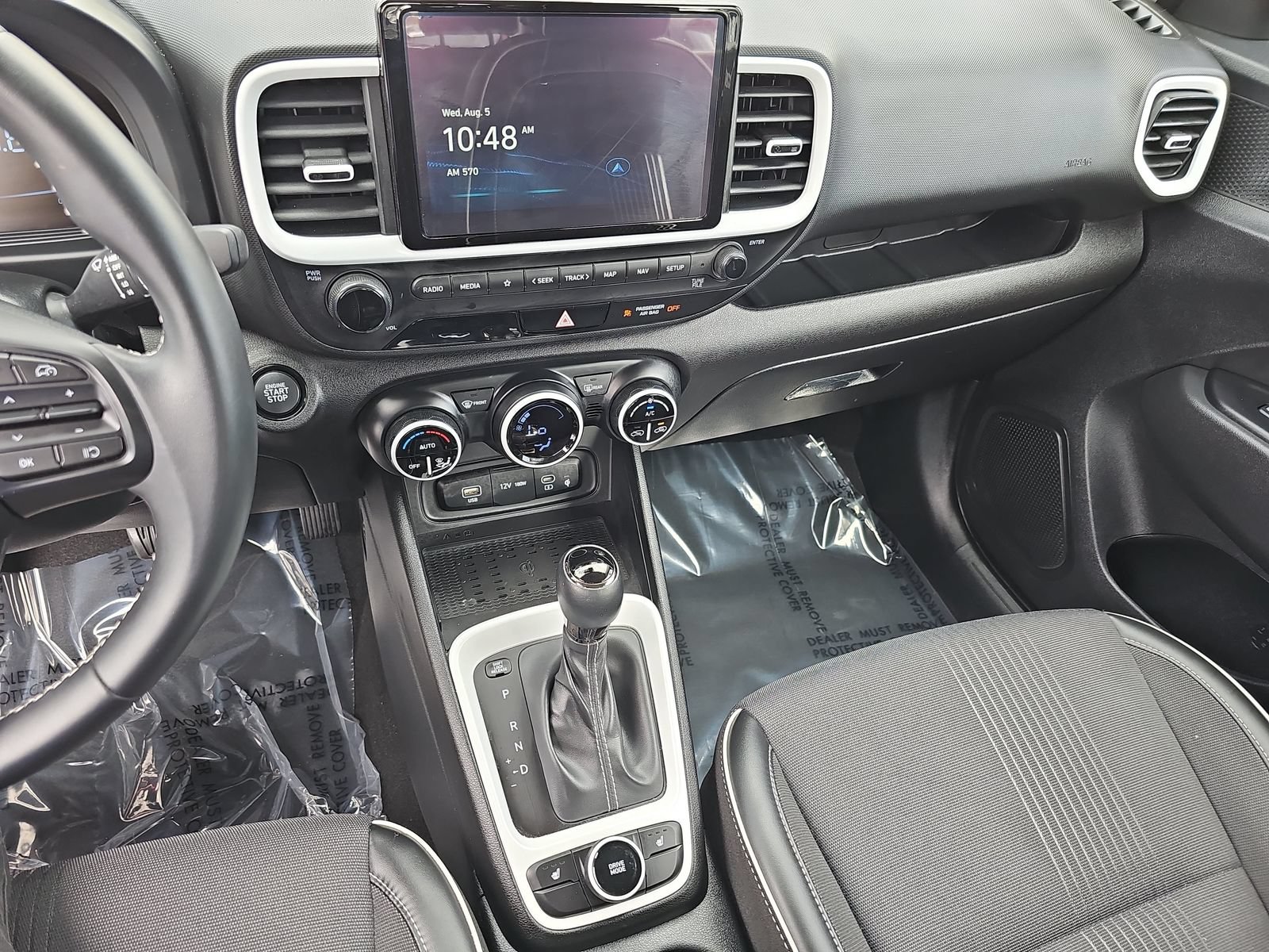 Certified 2025 Hyundai Venue Limited FWD image 21