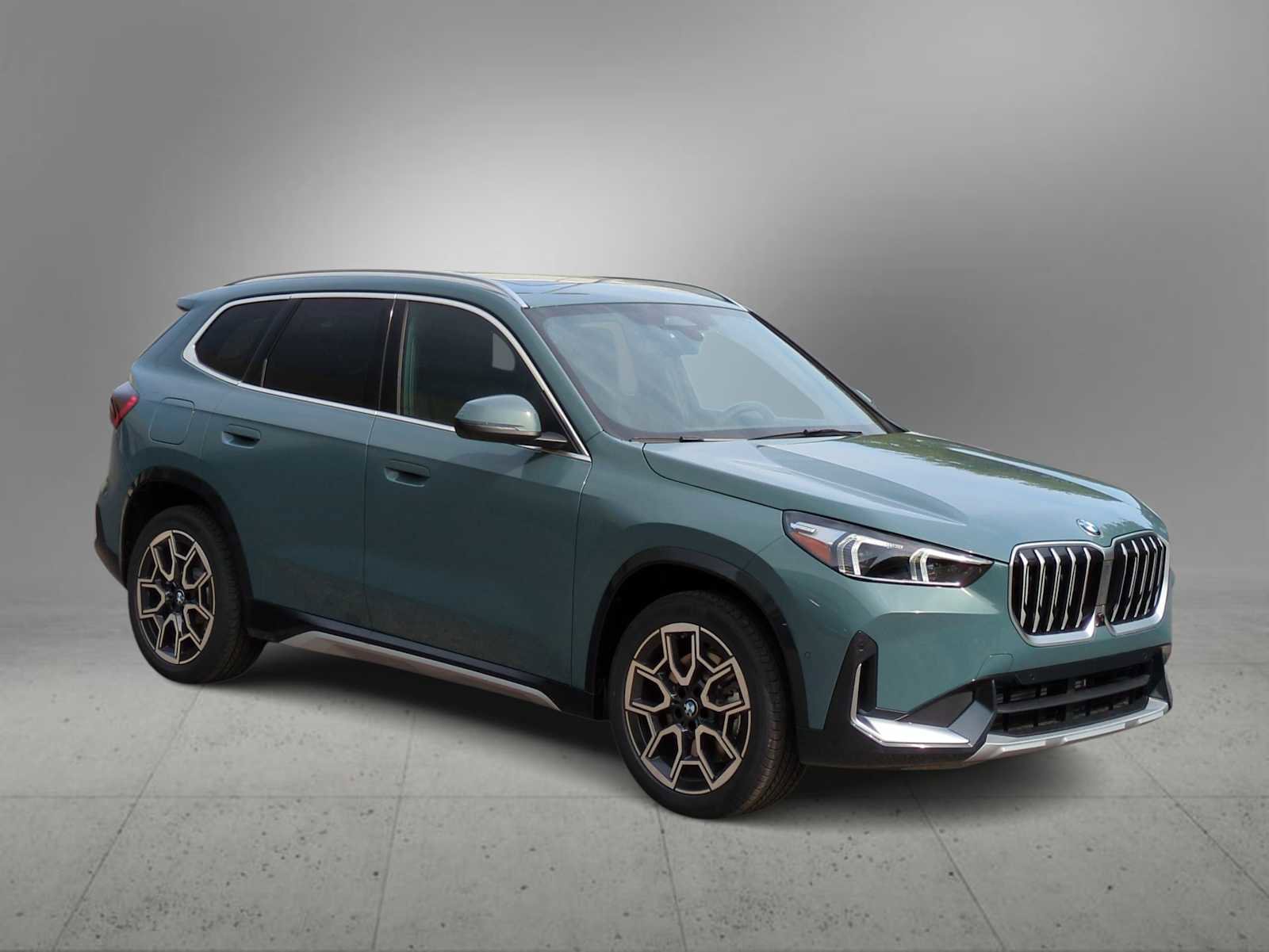 New 2026 BMW X1 xDrive28i image 2