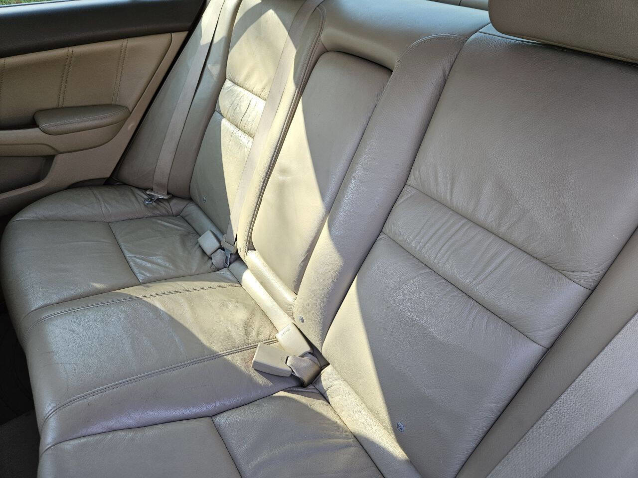 Used 2006 Honda Accord EX image 13