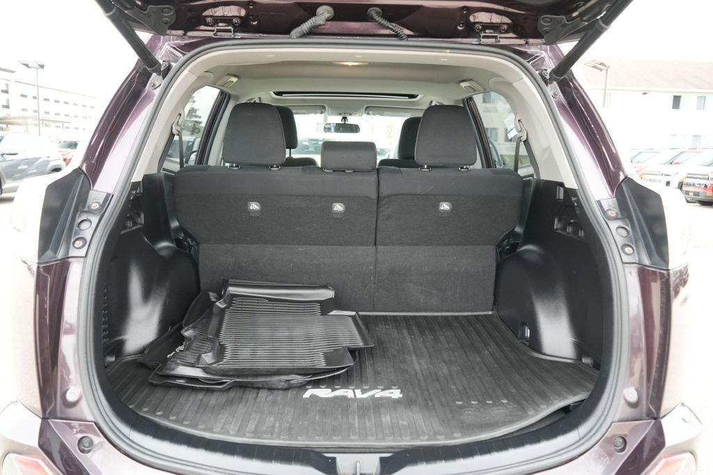 Used 2016 Toyota RAV4 XLE image 13