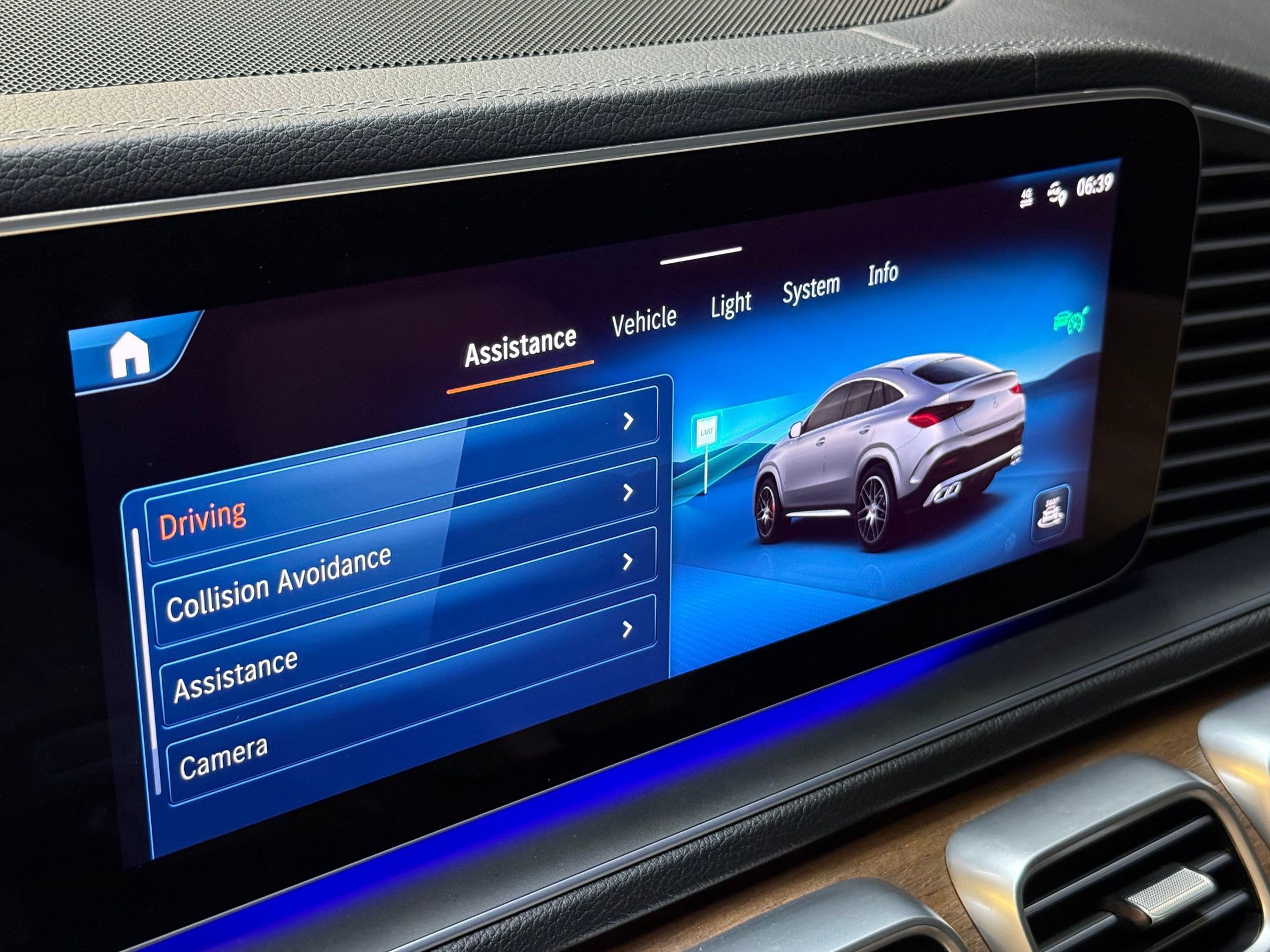 Used 2024 Mercedes-Benz GLE 53 AMG 4MATIC Coupe image 40