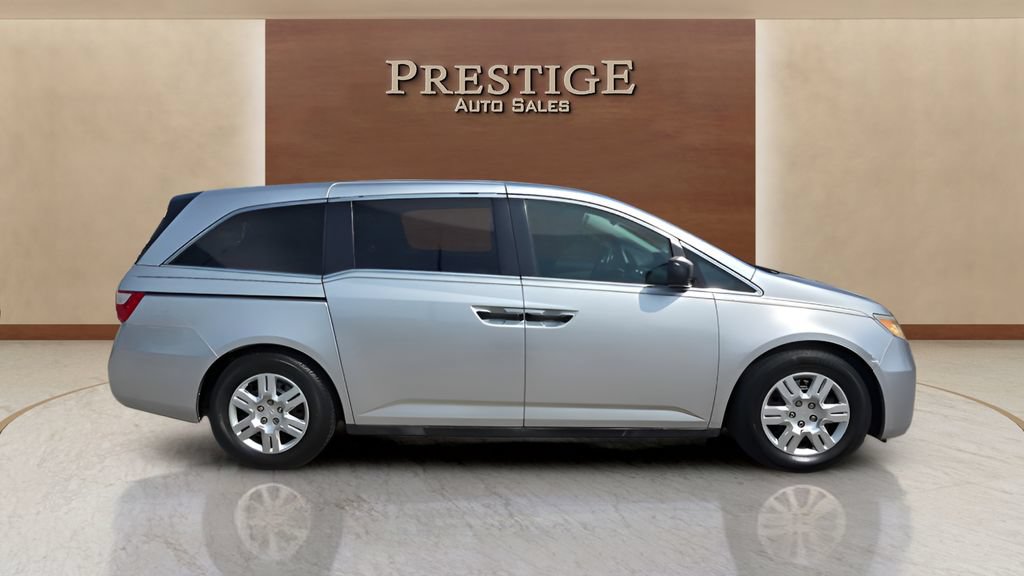 Used 2013 Honda Odyssey LX image 30