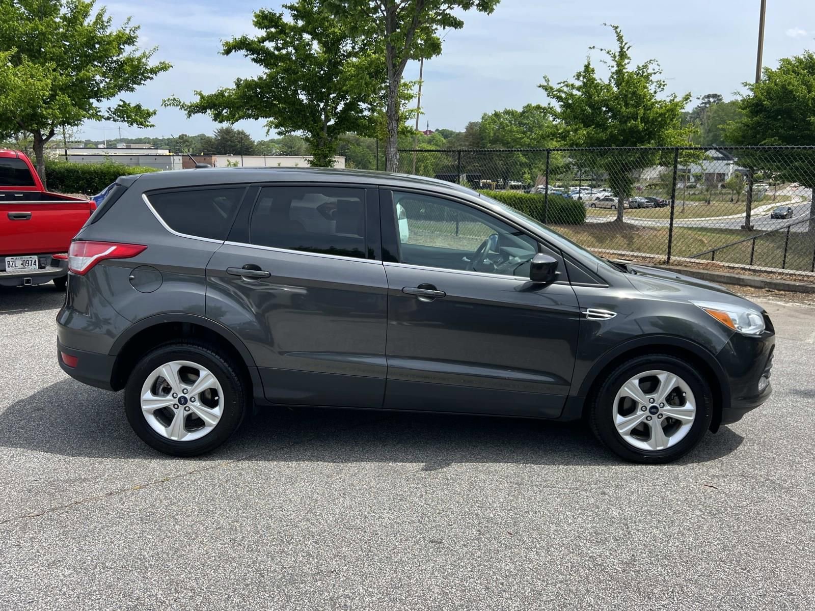 Used 2015 Ford Escape SE FWD image 8