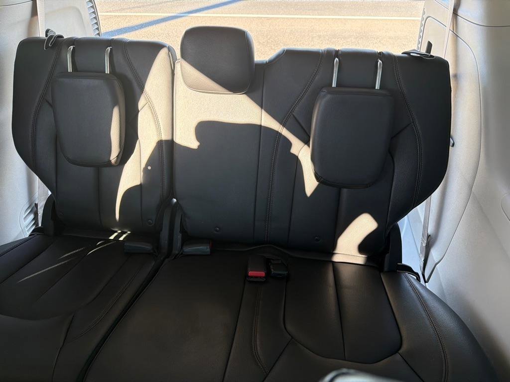 Used 2017 Chrysler Pacifica Touring-L image 27