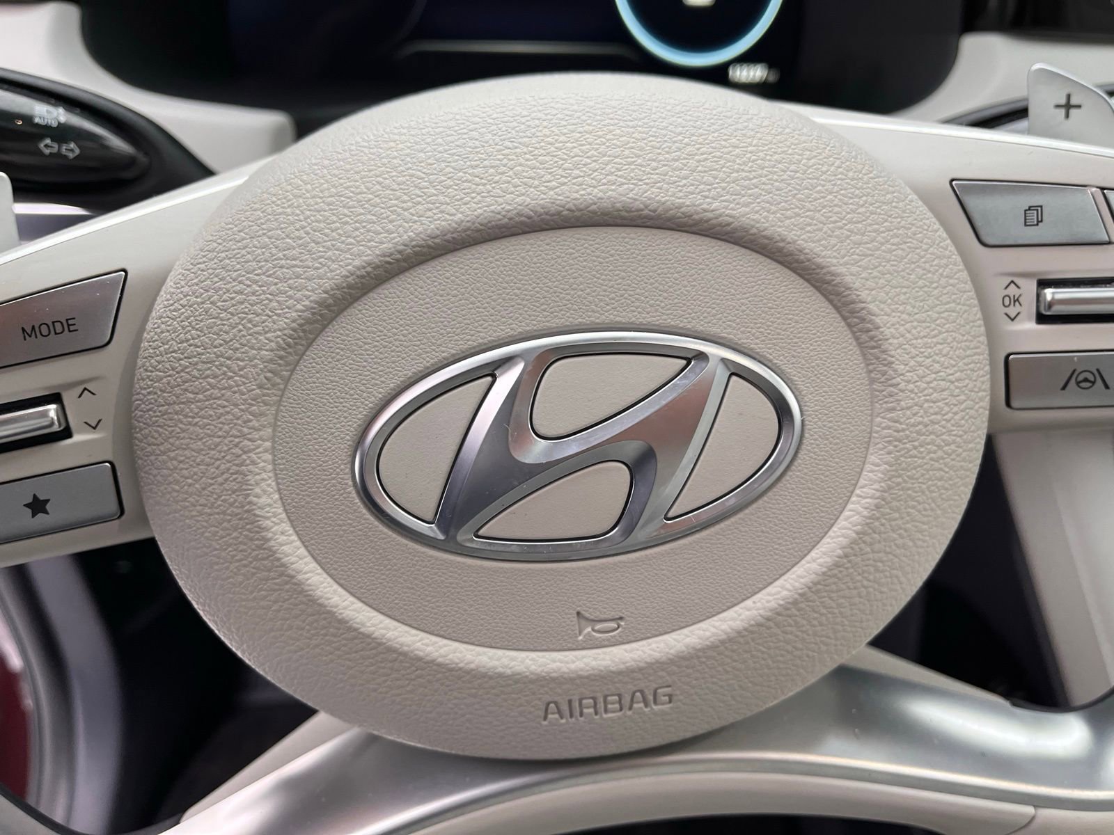 Used 2023 Hyundai Palisade Calligraphy image 32