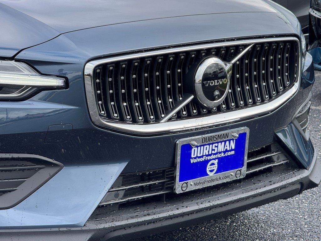 New 2026 Volvo V60 B5 Cross Country Plus w/ Protection Package Premier image 2