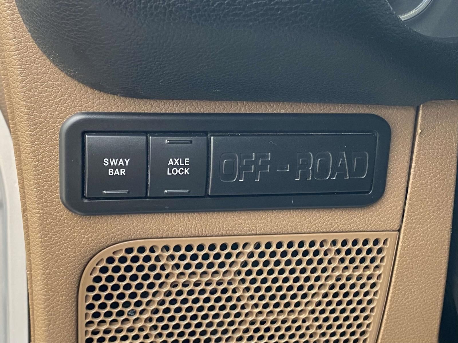 Used 2012 Jeep Wrangler Rubicon w/ PWR Convenience Group AWD/4WD image 16