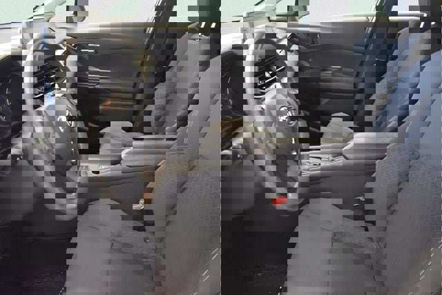 Used 2020 Toyota C-HR LE image 22