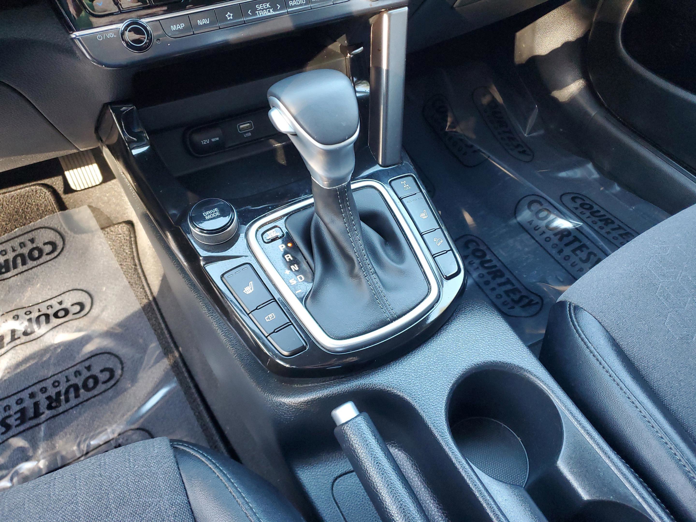 Certified 2024 Kia Seltos X-Line image 27