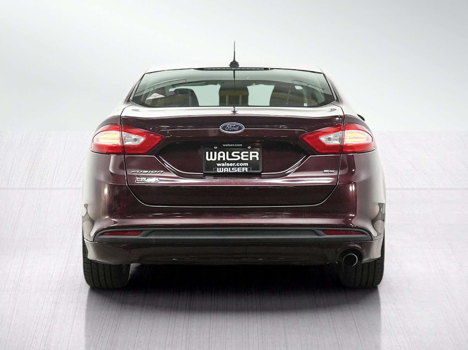 Used 2013 Ford Fusion SE FWD image 4