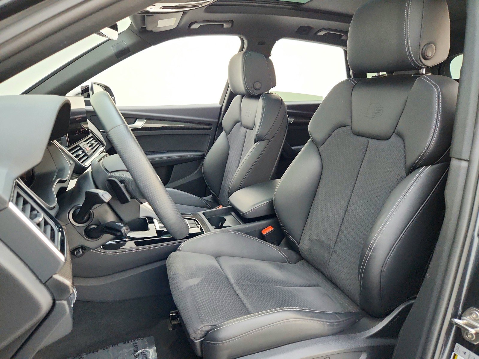 Used 2025 Audi SQ5 Premium Plus AWD/4WD image 10
