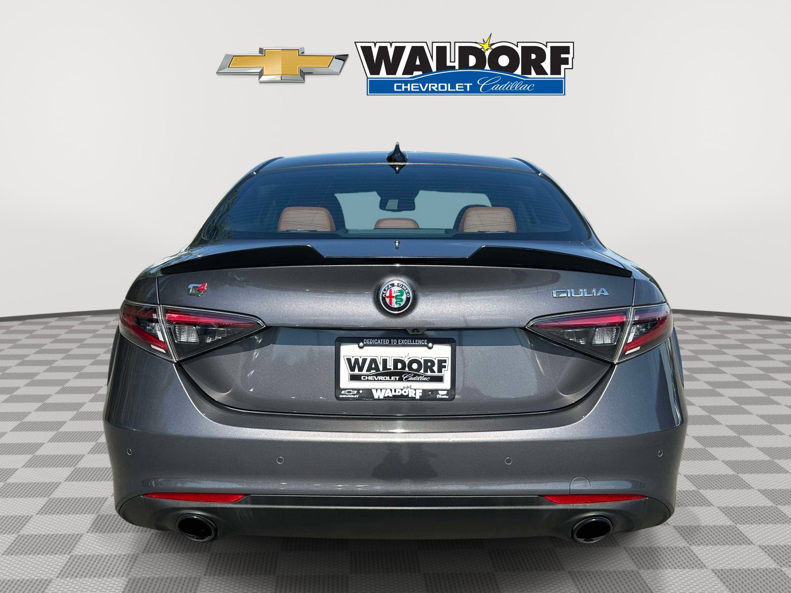 Used 2024 Alfa Romeo Giulia Ti AWD/4WD image 5