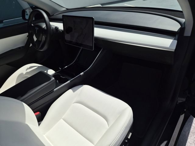 Used 2020 Tesla Model Y Performance image 20