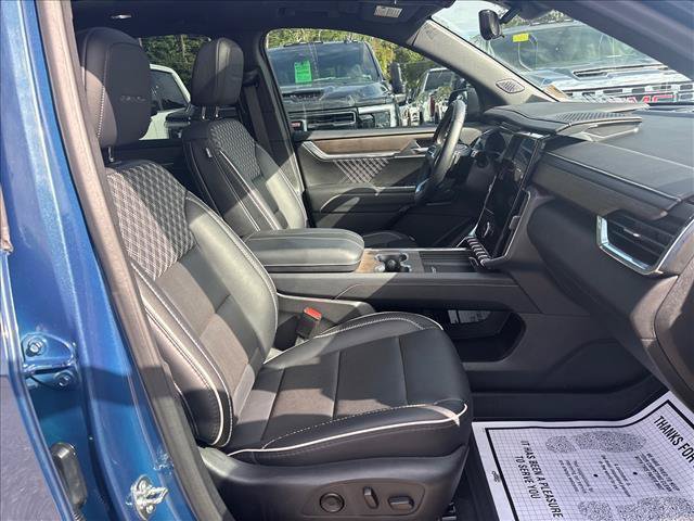 Certified 2024 GMC Acadia Denali w/ Super Cruise Package FWD image 23