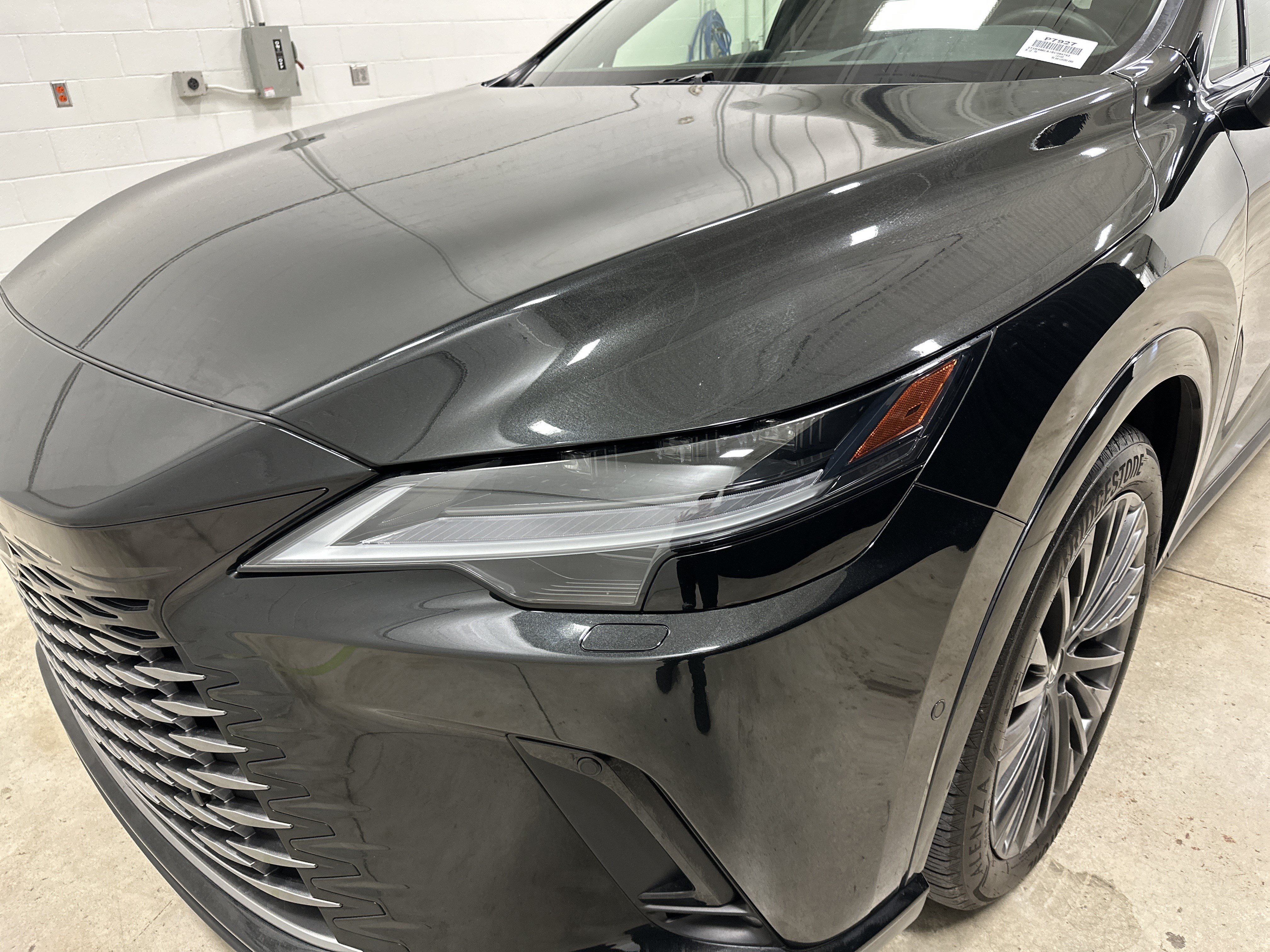 Certified 2025 Lexus RX 350 AWD w/ Convenience Package image 7