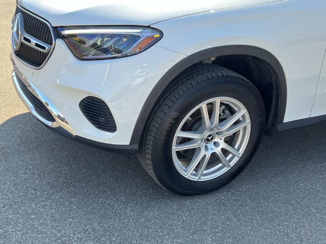 Used 2023 Mercedes-Benz GLC 300 4MATIC image 8