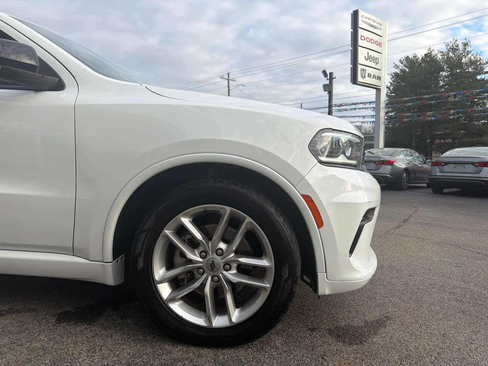 Used 2024 Dodge Durango GT image 4