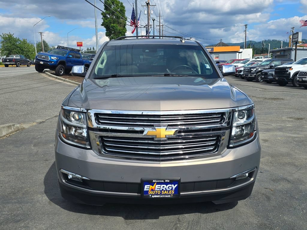 Used 2017 Chevrolet Suburban Premier AWD/4WD image 2