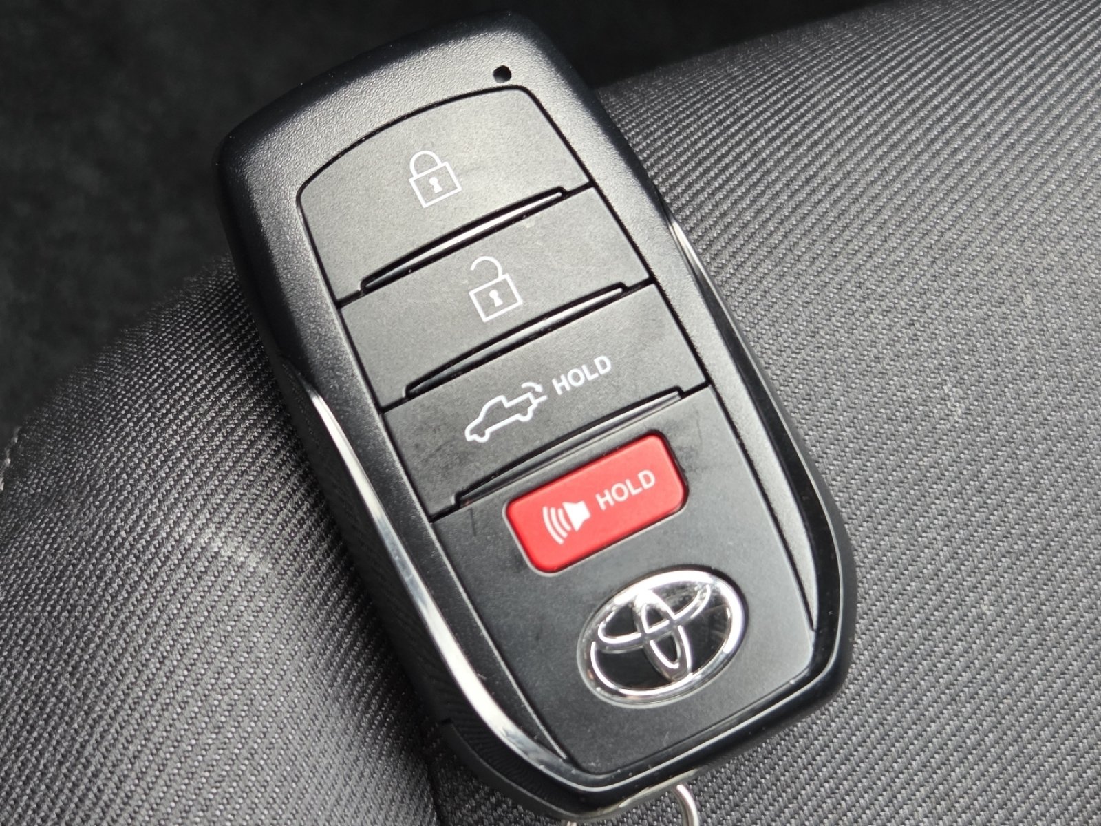 Used 2025 Toyota Tacoma SR5 AWD/4WD image 35