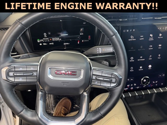 Used 2025 GMC Terrain Elevation image 4